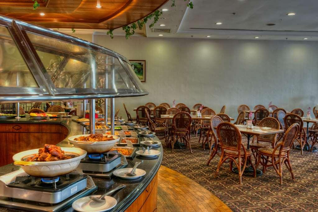 Khách sạn hẻo lánh Orchard Grand Court 4*