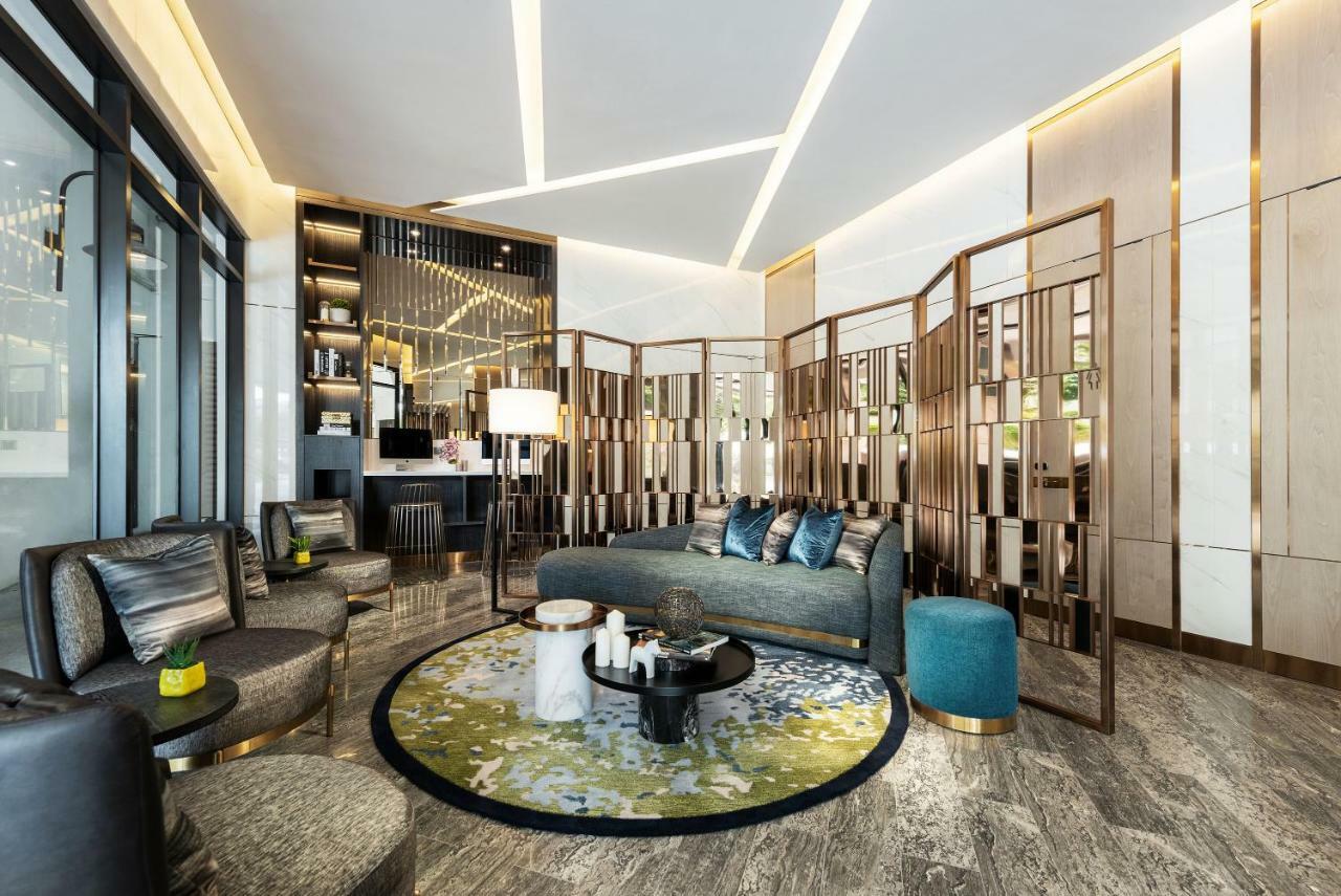 Khách sạn hẻo lánh Orchard Grand Court 4*